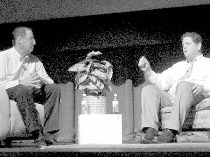 Bob Marks(left) and Mark Simon(right) discuss issues of the presidental race at SkylineÂ´s main theatre. (Diana Diroy)