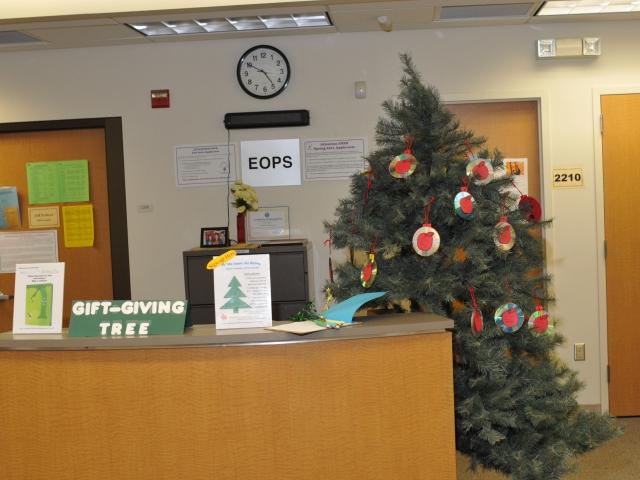The gift giving tree located in the EOPS center. (David Evans)