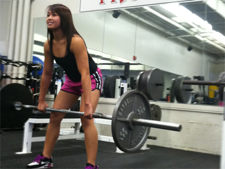 Veronica Uy puts in work in the weight room (Rich Estrada)