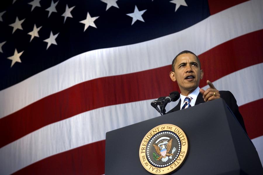 JACKSONVILLE%2C+Fla.+%28Oct.+26%2C+2009%29+President+Barack+Obama+delivers+remarks+to+an+audience+of+Sailors+and+Marines+before+introducing+President+Barack+Obama+during+a+visit+to+U.S.+Naval+Air+Station+Jacksonville.+During+his+visit+he+also+met+with+gold+star+families-families+that+have+lost+a+loved+one+in+Iraq+or+Afghanistan%2C+to+personally+thank+them+for+their+sacrifice.+%28U.S.+Navy+photo+by+Mass+Communication+Specialist+2nd+Class+Kevin+S.+OBrien%2FReleased%29