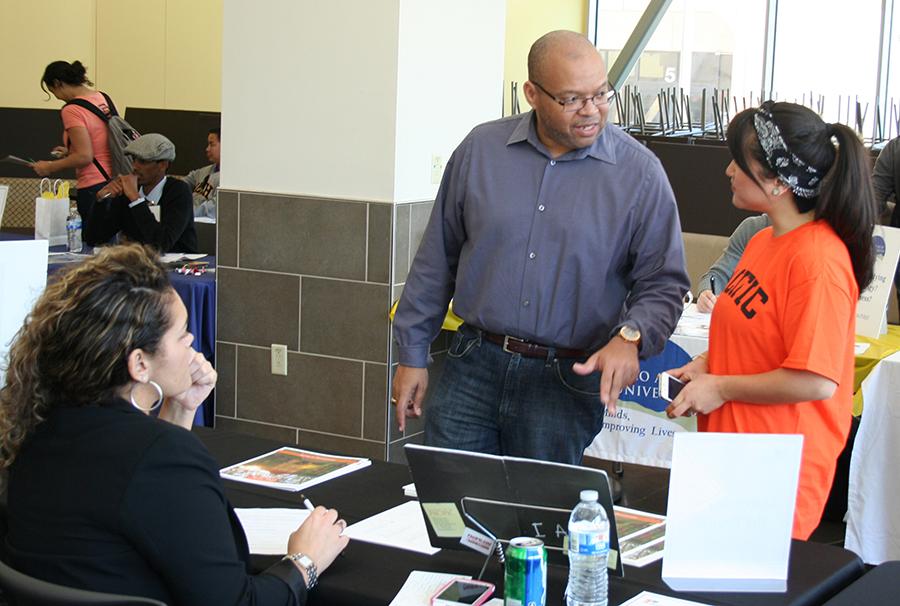 College representatives help a Skyline student with transfer planing.