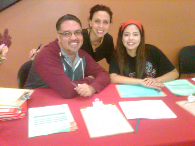 Guillermo (left), Michelle (center), & Vanessa (right) Gomez at the event. 