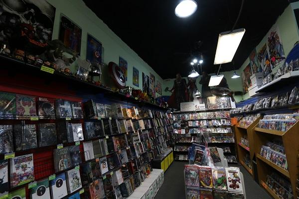 Offers cheap comic books and great collectible, what more can you ask for?