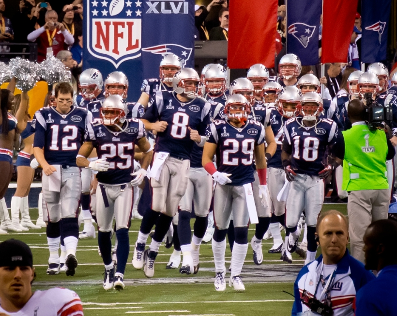 Patriots presence in the Super Bowl gives fans mixed feelings