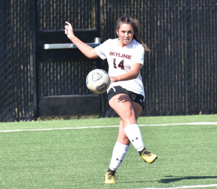 Keely Anderberg, seen in this image, is part of the Skyline College Womens Soccer team, adorning the varsity number 14. (Source: Keely Anderberg)