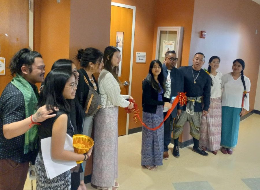 The ribbon cutting ceremony on April 19, to celebrate the opening of the Mekong: Stories from home mini-museum
